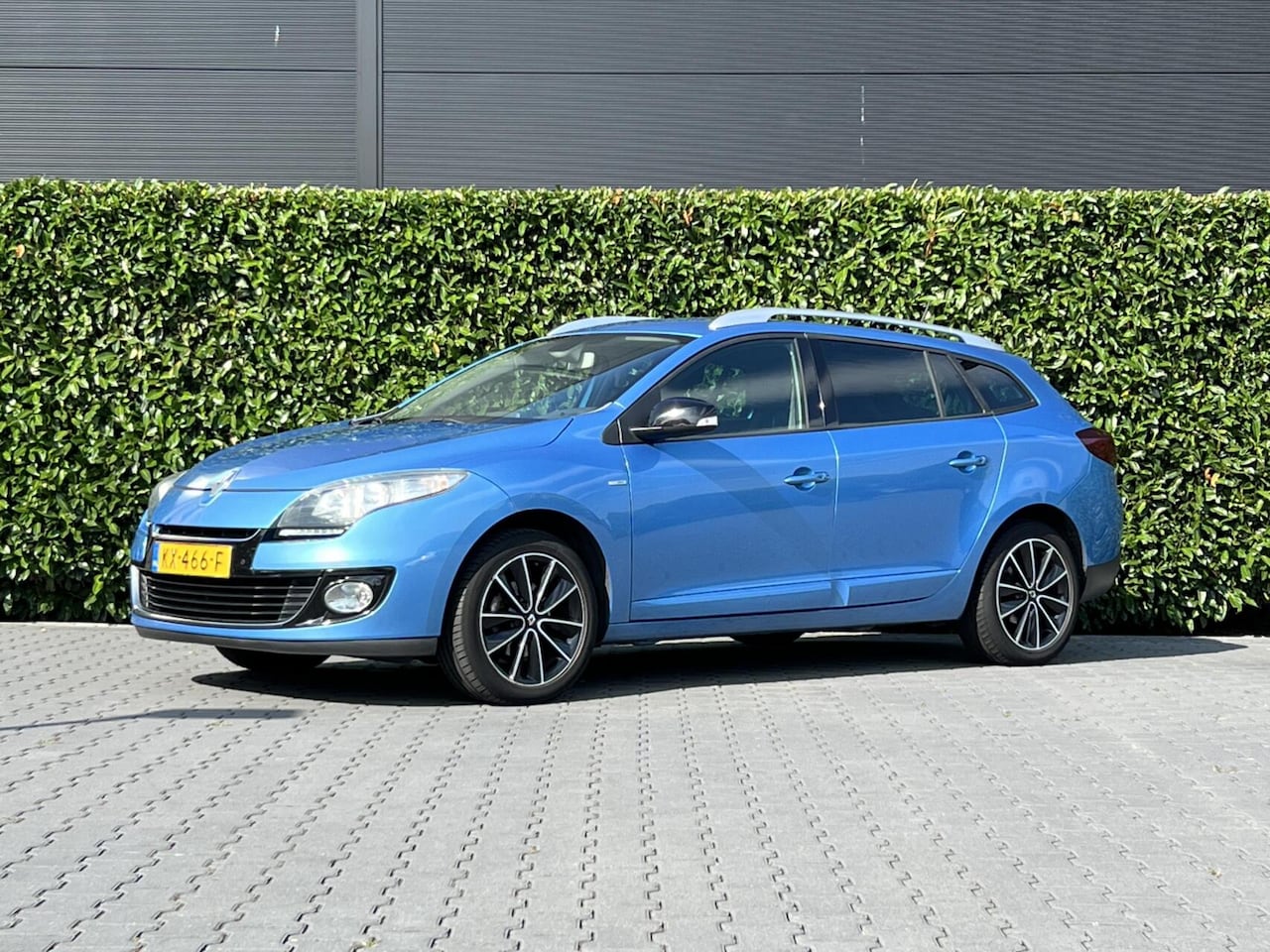 Renault Mégane Estate - 1.2 TCe Bose SartStop, R-LINK, NAVIGATIE, CRUISE CONTROL, CLIMATE CONTROL, STOELVERWARMING - AutoWereld.nl