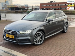 Audi A3 Sportback - 40 TFSI quattro Advance Sport Pano S Line origineel Nederlandse auto
