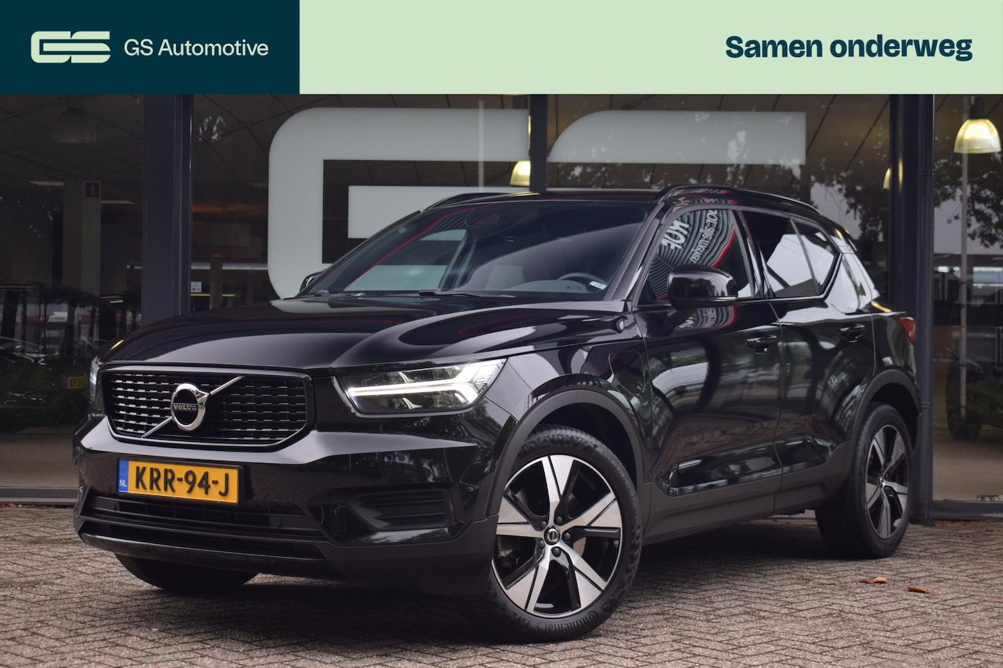 Volvo XC40 - 1.5 T4 PHEV R-Design met CAMERA|NAVIGATIE|CARPLAY - AutoWereld.nl