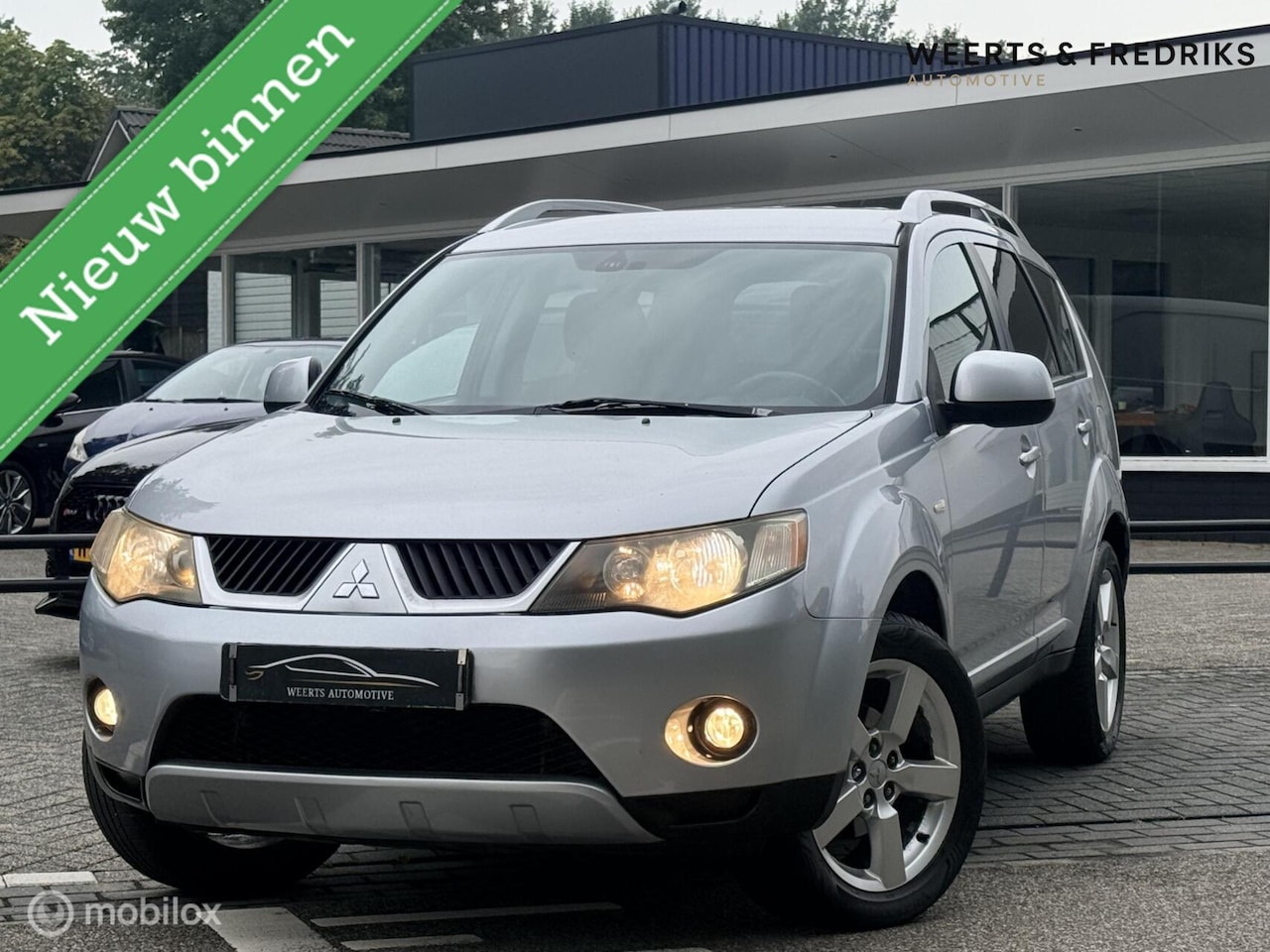 Mitsubishi Outlander - 2.4 Intense+ |4WD|7-persoons|NAP|APK - AutoWereld.nl