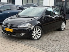 Volkswagen Golf - 1.4 TSI Highline, Trekhaak, Navigatie, Climate control, Cruise control, Parkeersensoren