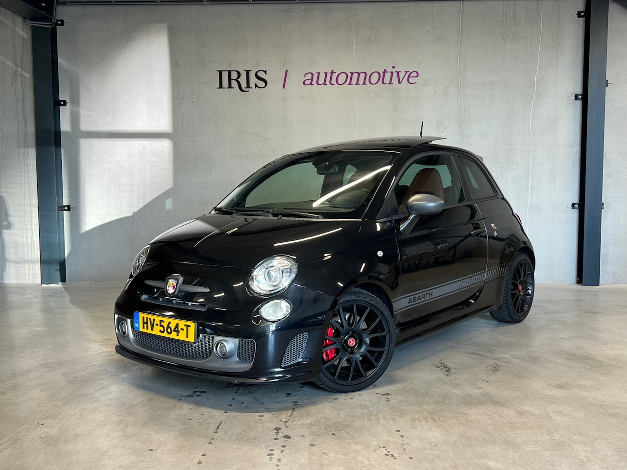 Abarth 500 - 1.4 T-Jet - 595 - Pano - Sabelt Kuipstoelen - Org NL - AutoWereld.nl