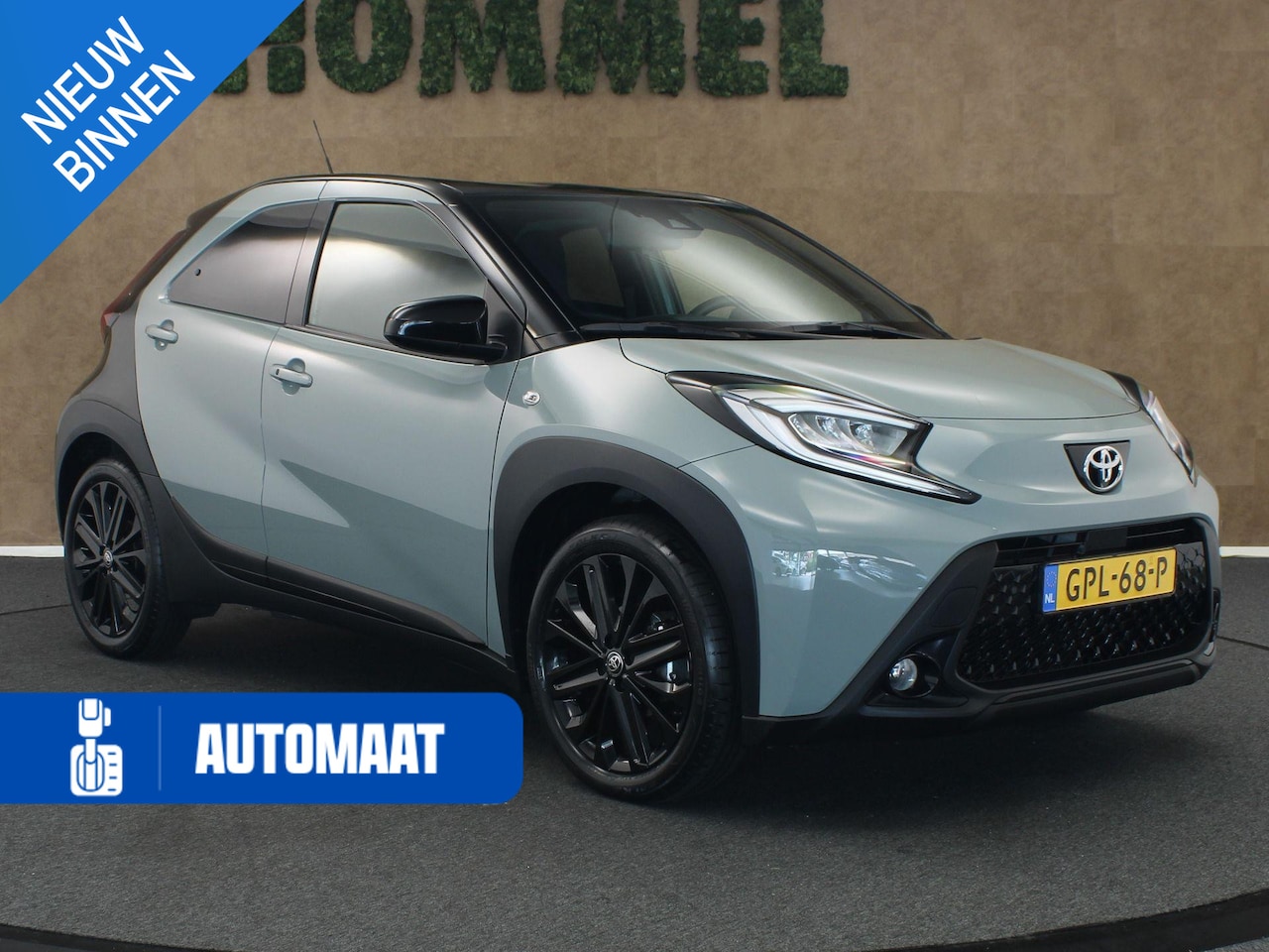 Toyota Aygo X - 1.0 VVT-i S-CVT Premium ORIGINEEL NEDERLANDSE AUTO - TWO TONE - STOELVERWARMING - ADAPTIEV - AutoWereld.nl