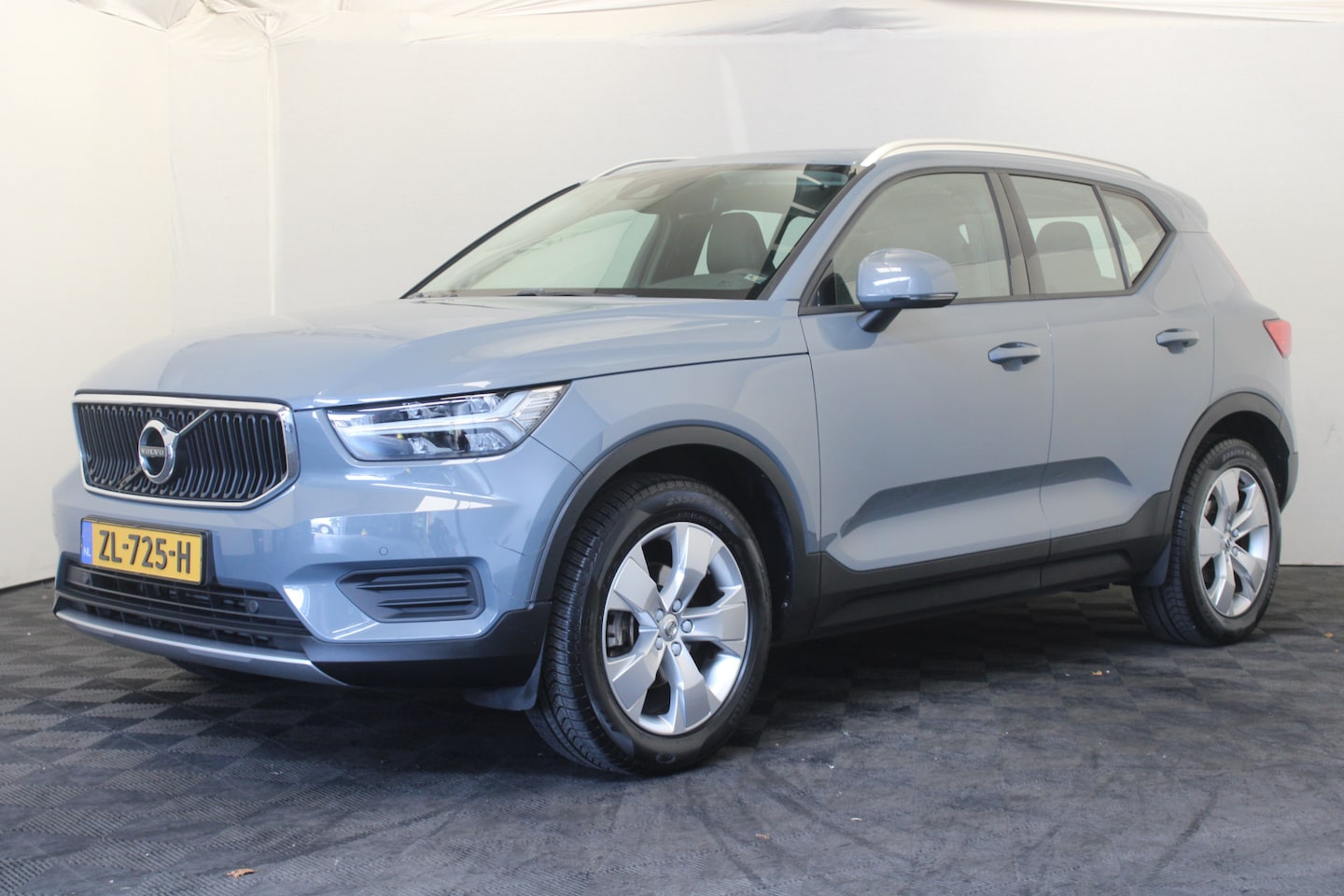 Volvo XC40 - 1.5 T3 Momentum Pro 1.5 T3 Momentum Pro - AutoWereld.nl