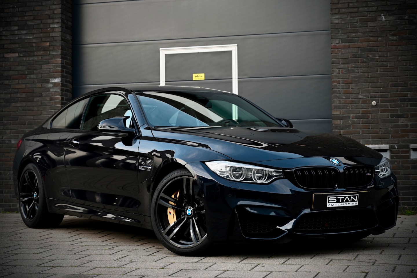 BMW 4-serie Coupé - BMW M4 | Dealer onderhouden | 100% origineel | 2e eigenaar | Vol opties - AutoWereld.nl
