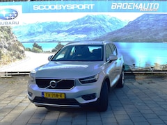 Volvo XC40 - T3 156pk Momentum Pro