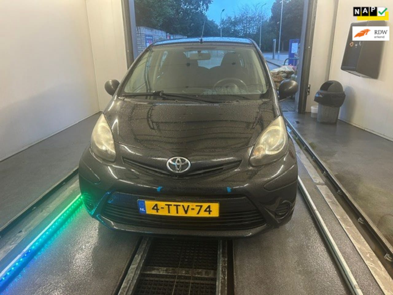 Toyota Aygo - 1.0 VVT-i Now 1.0 VVT-i Now - AutoWereld.nl
