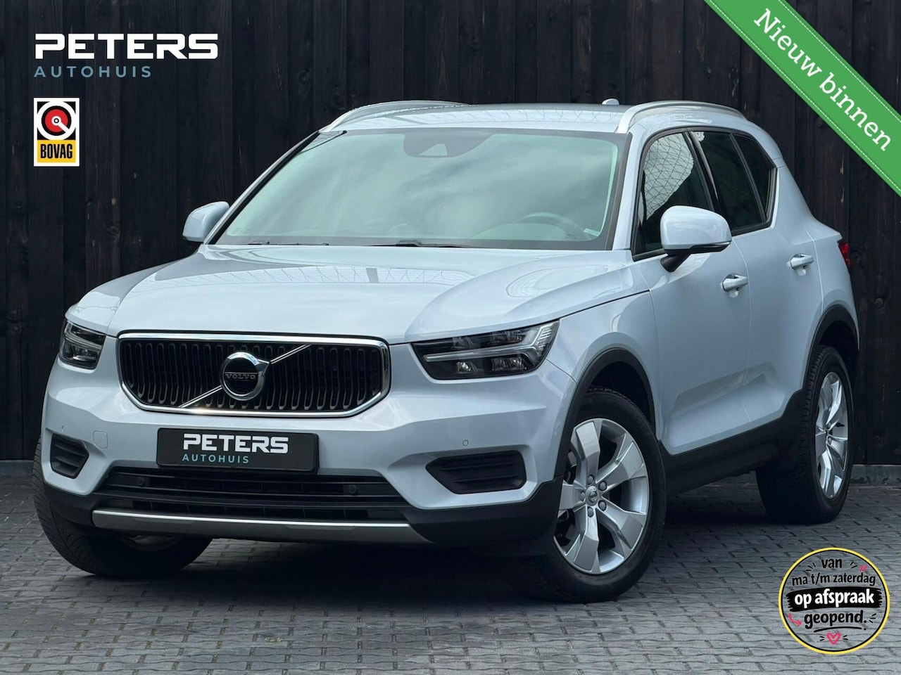 Volvo XC40 - 1.5 T3 Momentum| Automaat| Camera| Half Leder| - AutoWereld.nl