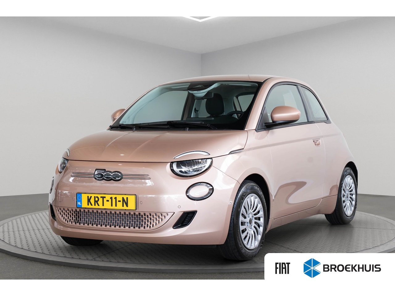 Fiat 500e - 42 kWh | Camera | Navigatie | Parkeersensoren | Apple Carplay & Android Auto | Climate Con - AutoWereld.nl