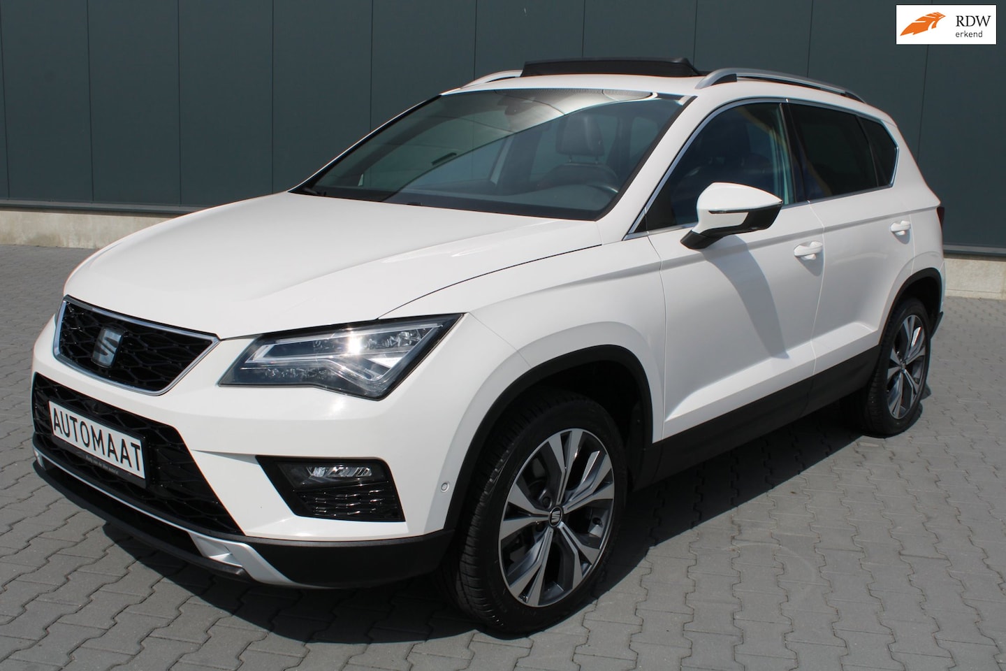 SEAT Ateca - 1.4 EcoTSI Xcellence SCHUIFDAK TREKHAAK - AutoWereld.nl
