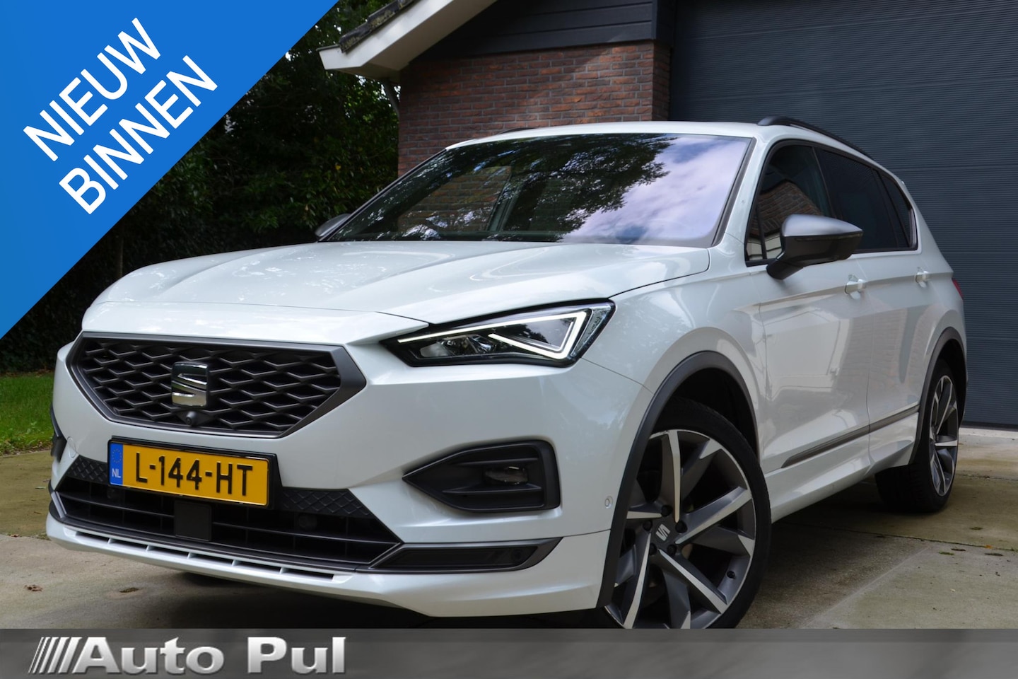 SEAT Tarraco - 1.5 TSI FR Business Intense Automaat/Navi/Pdc/Ecc/Panoramadak/Stoel & Stuurverwarming/Trek - AutoWereld.nl