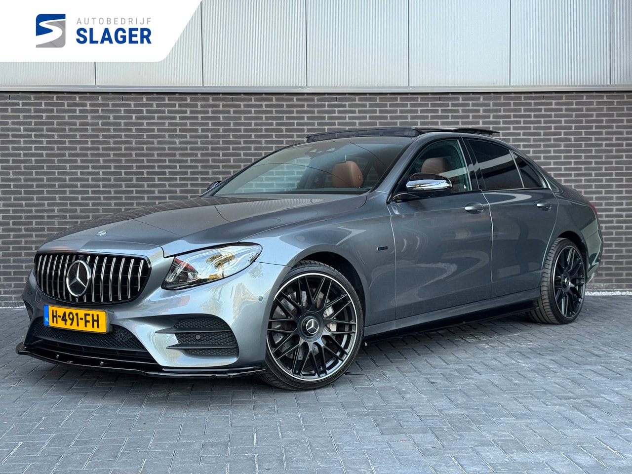 Mercedes-Benz E-klasse - 300 e Business Solution AMG | Pano | 360 | Trekhaak | 20" - AutoWereld.nl