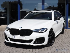 BMW 5-serie Touring - 530i xDrive | 4WD | M-Sport | Pano | Luchtvering | Leder | Ambiente Verlicht. | 20" M Velg