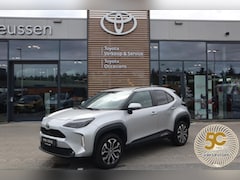 Toyota Yaris Cross - 1.5 Hybrid 115 DYNAMIC STOEL/STUURVERW KEYLESS 17'' LM-VELGEN CLIMA NAVI CAMERA APPLE/ANDR