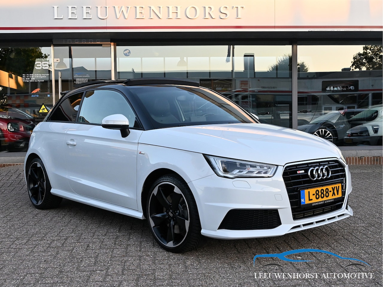 Audi A1 - 1.8 TFSI Sport Pro Line S 1.8 TFSI Sport Pro Line S, AUTOMAAT, panodak, sportinterieur, navi, c - AutoWereld.nl
