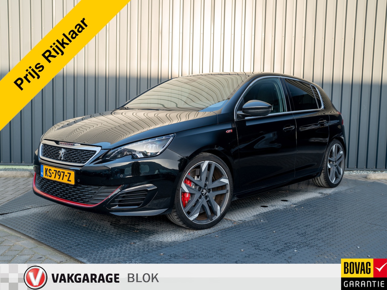 Peugeot 308 - 1.6 e-THP GTi 270 | Denon audio | Panodak | Camera | Stoelmassage | Prijs Rijklaar!! - AutoWereld.nl