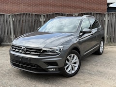 Volkswagen Tiguan - 1.4 TSI ACT Comfortline * Pano * Led * Virtual Cockpit