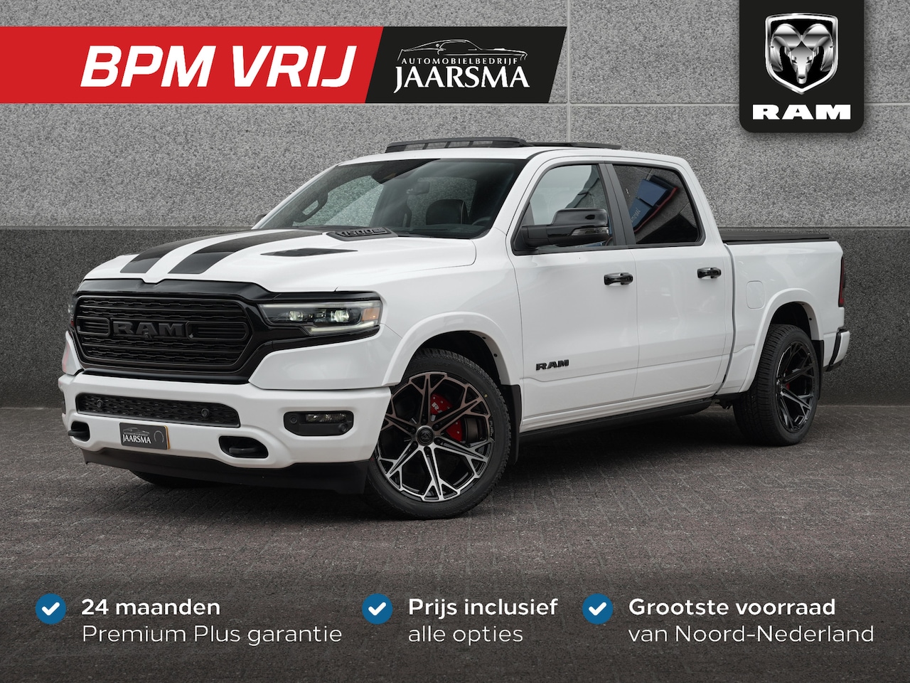 Dodge Ram 1500 - 5.7 V8 4x4 Crew Cab Limited Night |Digitaal Dashboard | Luchtvering| Head-Up Display | Rij - AutoWereld.nl
