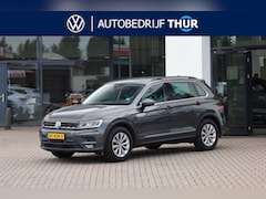 Volkswagen Tiguan - 1.4 TSI Comfortline 125PK / 92kW, Navigatie, trekhaak, 3-zone climatronic, parkeersensoren