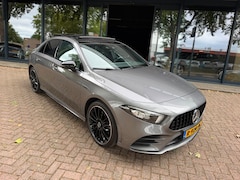 Mercedes-Benz A-klasse - 250 e Premium|AMG|Pano|Nieuwstaat|CarPlay|Leer|Nav|Vol