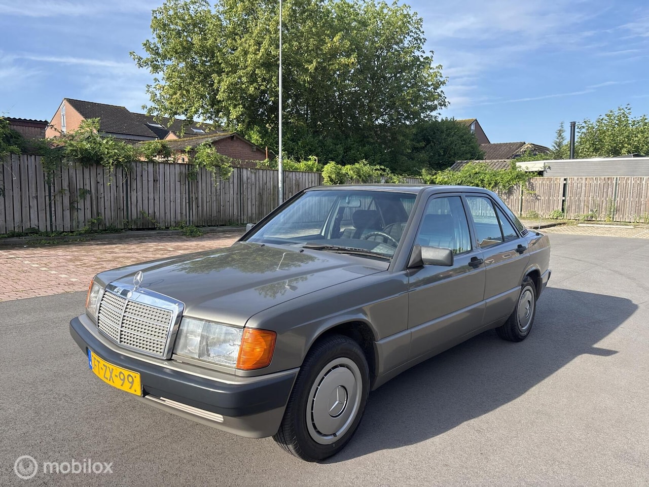 Mercedes-Benz 190-serie - 1.8 E Basic 1992 Zeer Nette Staat - AutoWereld.nl