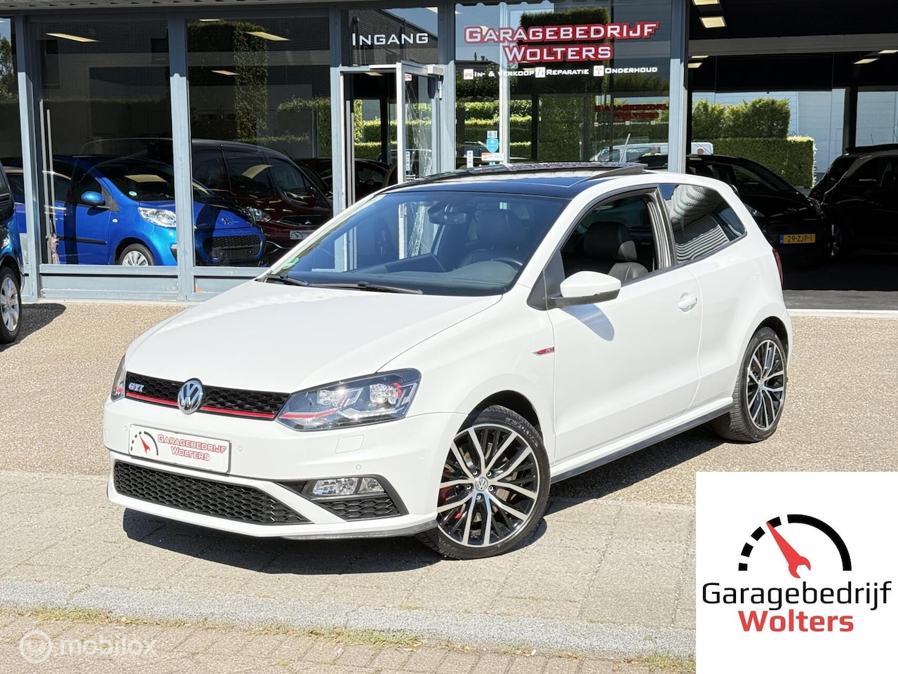 Volkswagen Polo - 1.8 TSI GTI VOL OPTIES PANO ALCANTARA DEALER - AutoWereld.nl