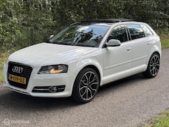 Audi A3 Sportback - 1.2 TFSIPano|Stoelverwarm|Trekhaak|Pdc|18”