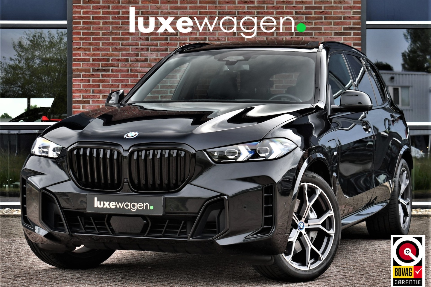 BMW X5 - xDrive50e M-Sport Skylounge Comf-stoel ACC 360 HUD H/K 21inch BTW-auto - AutoWereld.nl