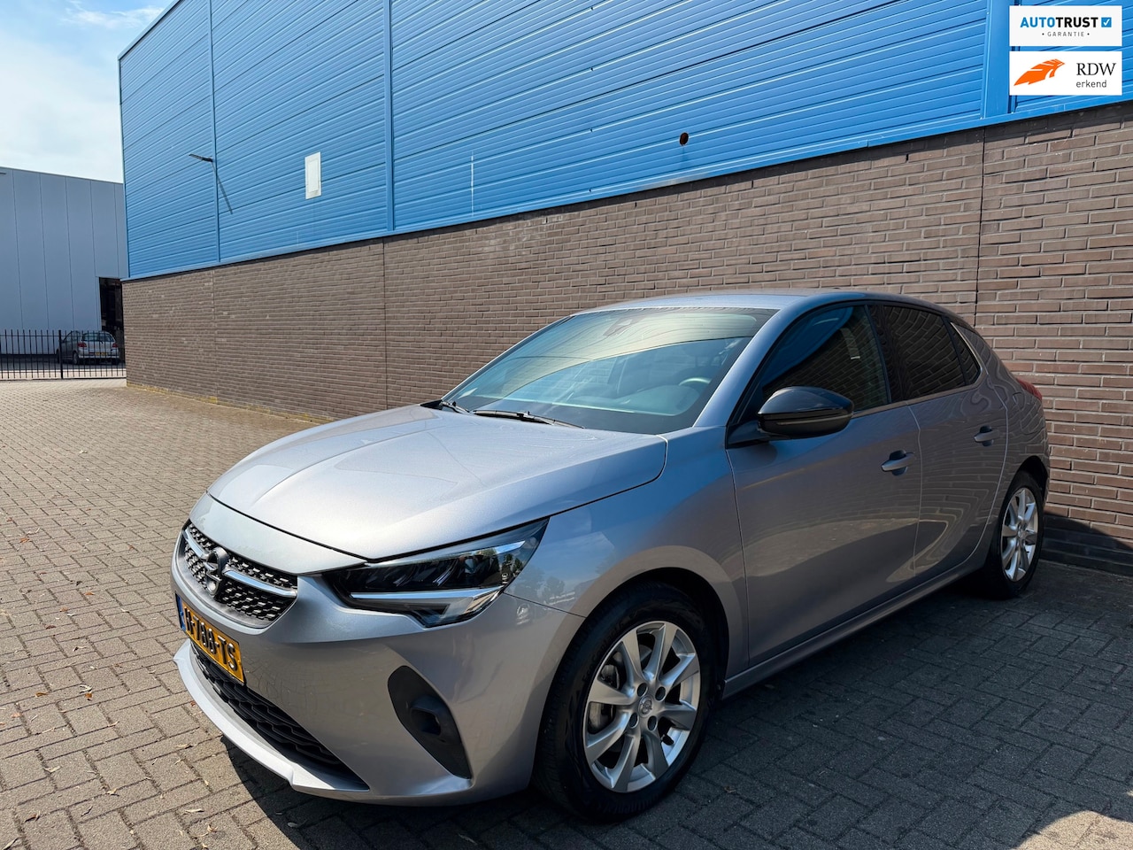 Opel Corsa - 1.2 GS Line | LED | Stoel- en stuur verwarming | ACC | Lane Assist | 10” Touchscreen Multi - AutoWereld.nl