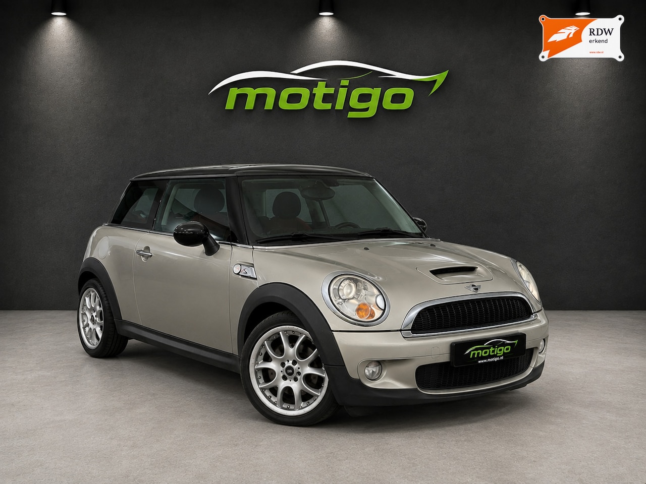 MINI 3-Deurs - 1.6 Cooper S|Pano|leder|nav| - AutoWereld.nl