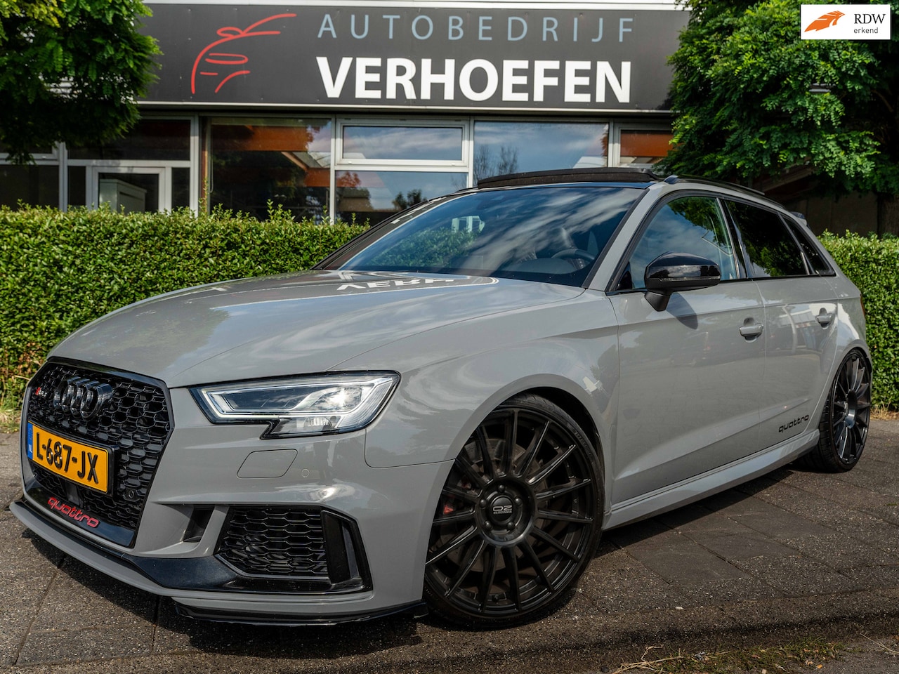 Audi A3 Sportback - 2.5 TFSI RS 3 QUATTRO - PANORAMADAK - RS STOELEN - PARKEER CAMERA - RS3 - CARPLAY - B&O ! - AutoWereld.nl