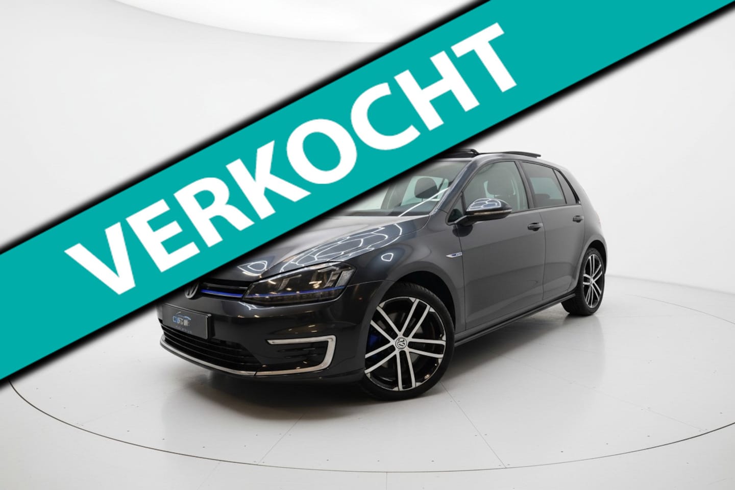 Volkswagen Golf - 1.4 TSI GTE PANO NAVI PDC SFEER TREKH NAP - AutoWereld.nl