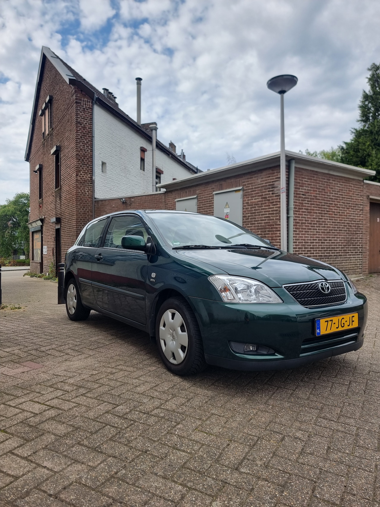 Toyota Corolla - 1.6 VVT-i Linea Sol - AutoWereld.nl
