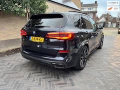 BMW X5 - XDrive45e Carbon zwart M-pakket PANORAMA 394 pk