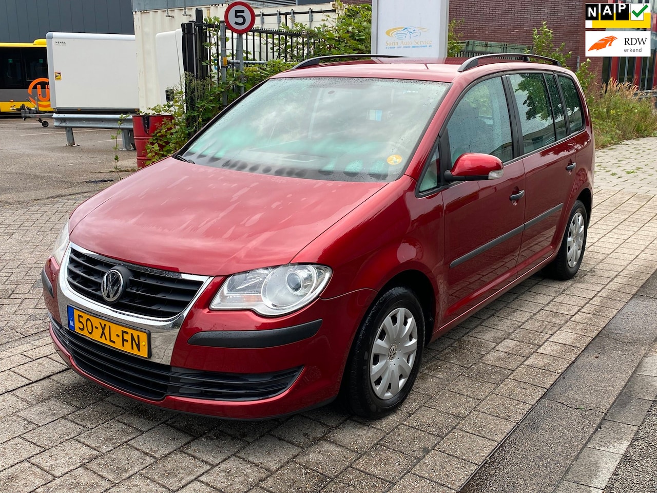 Volkswagen Touran - 1.9 TDI Trendline Business 1.9 TDI Trendline Business, Apk, Nap, Zeer goed rijdend, Inruil mogelijk. - AutoWereld.nl