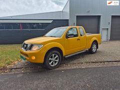 Nissan Navara - 2.5 dCi SE King Cab 4X4 CLIMA EX OVERHEID NETTE STAAT
