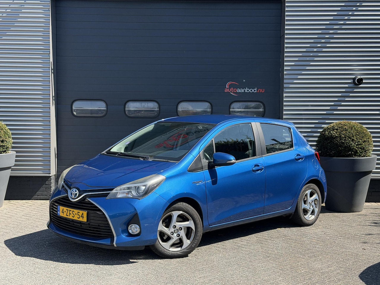 Toyota Yaris - 1.5 Hybrid Lease | Navigatie | Camera | Lichtmetalen Velgen | - AutoWereld.nl