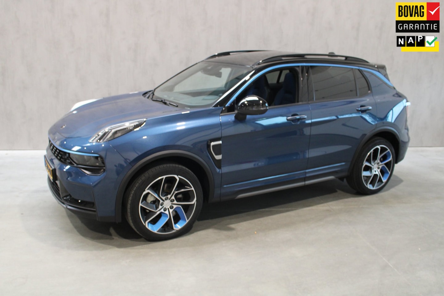 Lynk & Co 01 - 1.5 NL Auto/Zwarte hemel/360 camera/Rijklaar/Bovag - AutoWereld.nl