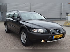 Volvo XC70 - 2.5 T Comfort Line bj03 leder cruise airco nette auto