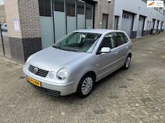Volkswagen Polo - 1.4-16V Athene AUTOMAAT AIRCO BOEKJES