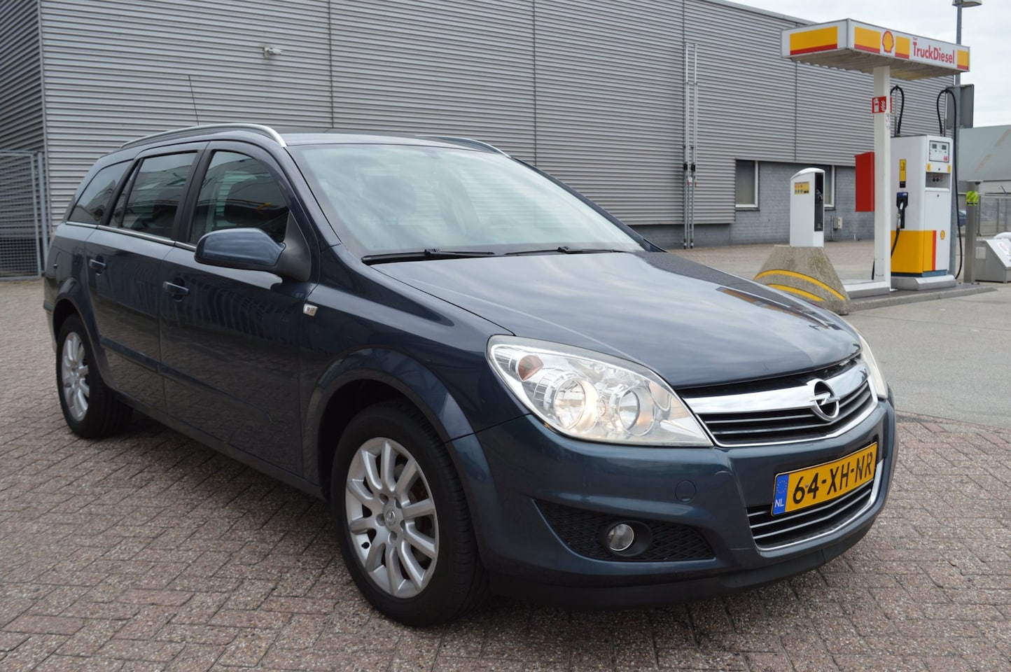 Opel Astra Wagon - 1.6 Temptation bj07 airco elec pak trekhaak - AutoWereld.nl