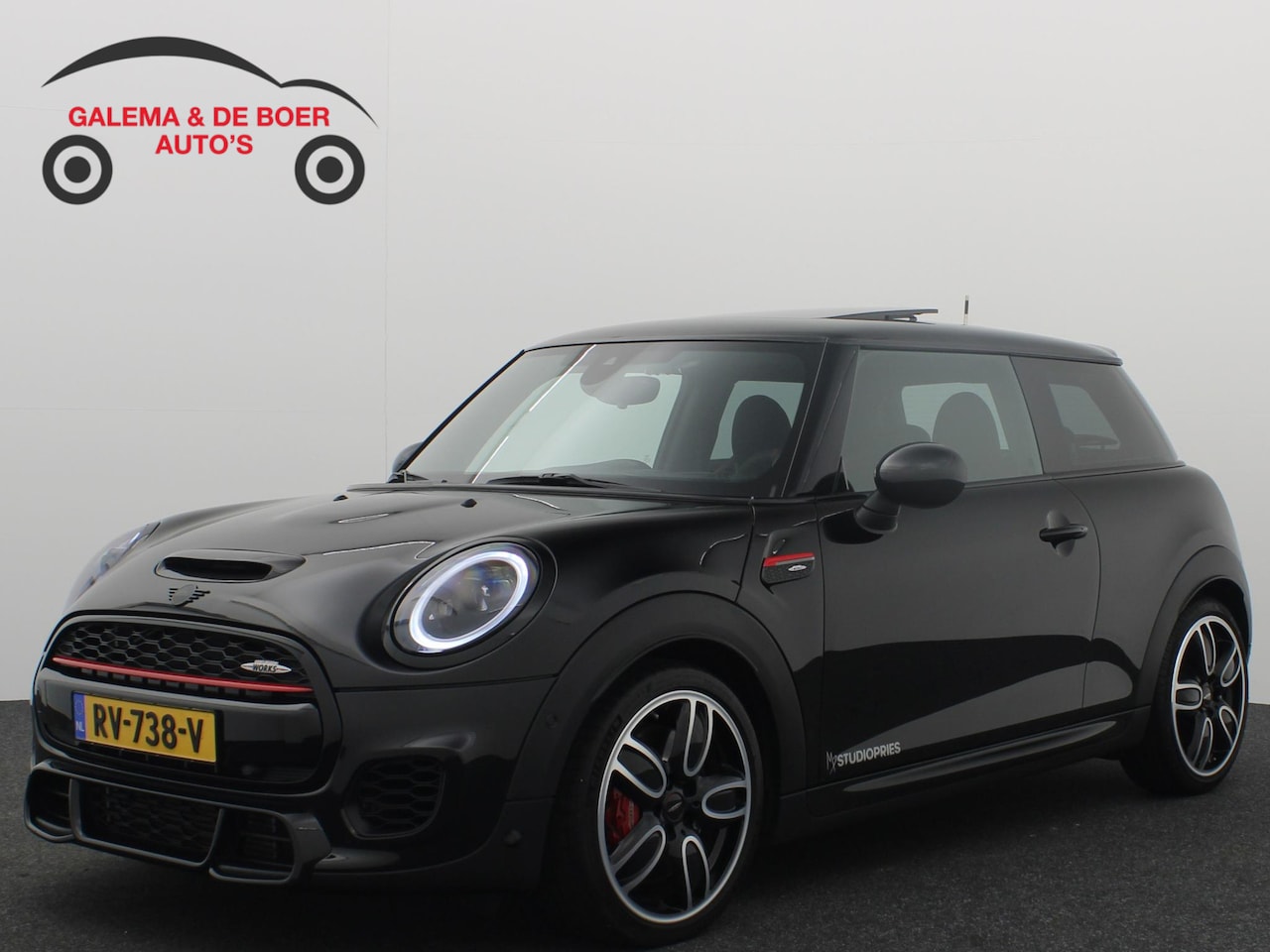 MINI 3-Deurs - 2.0 John Cooper Works Chili ORIG NLD / PANORAMADAK / HARMAN-KARDON / KEYLESS / CAMERA / FU - AutoWereld.nl