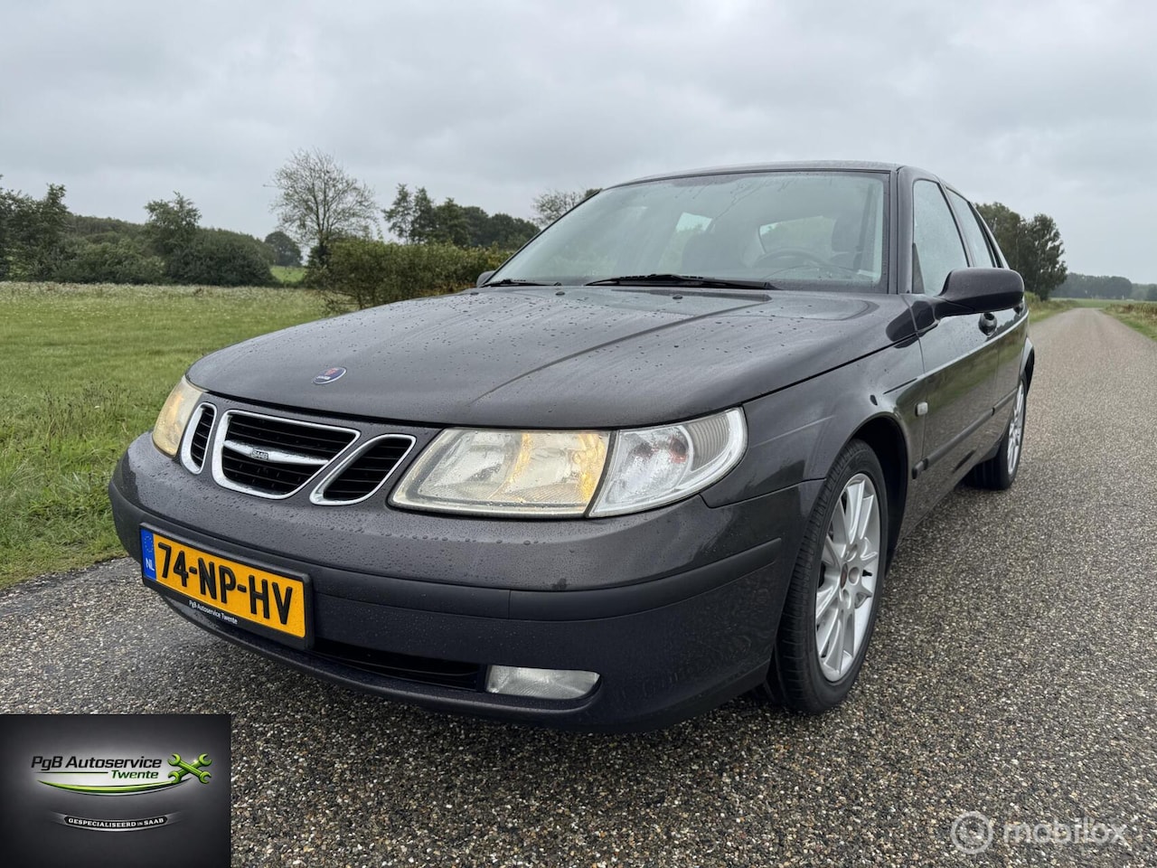 Saab 9-5 - 2.0t 150pk espresso black 2003 keurig onderhouden - AutoWereld.nl