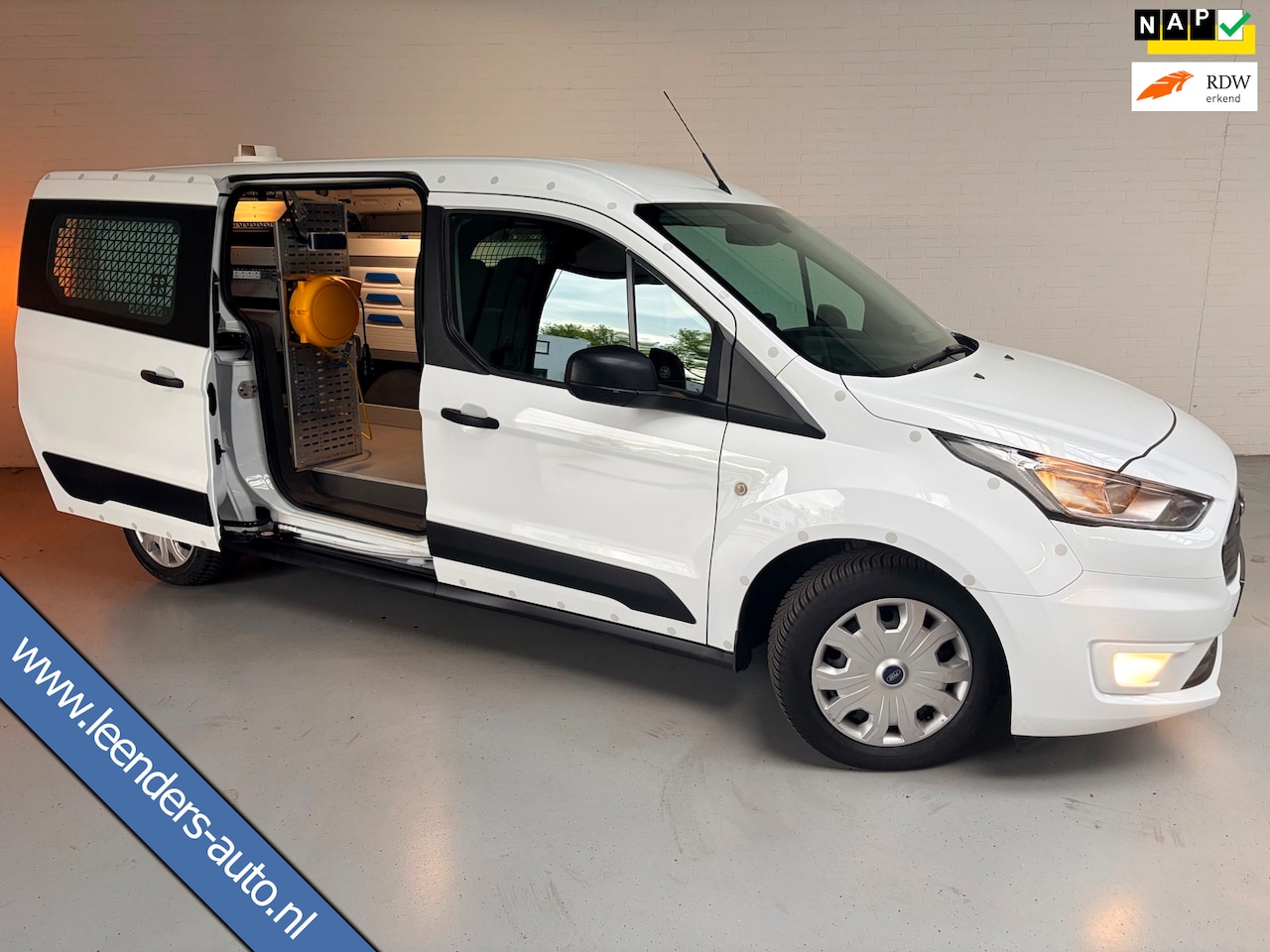 Ford Transit Connect - L2H1 Servicewagen 1.5 100pk EcoBlue Trend 3persoons, Sortimo kasten, V230 omvormer, RIJKLA - AutoWereld.nl