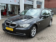 BMW 3-serie - 318D Introduction Navi Clima Cruise Trekhaak Export/Handel