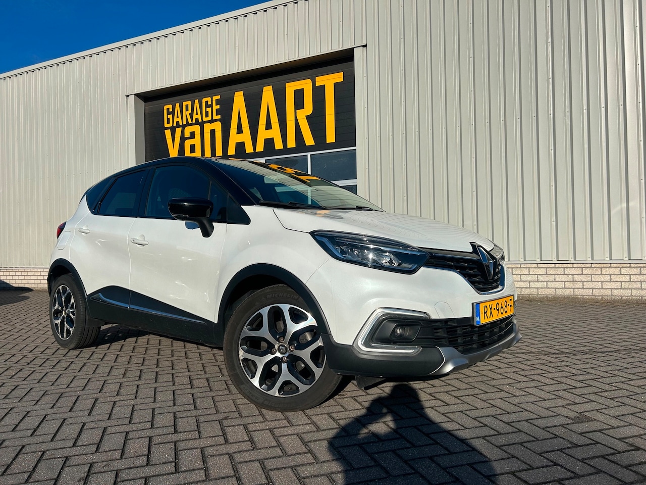 Renault Captur - 1.2 TCe Intens | AUTOMAAT | SCHERM | LED | - AutoWereld.nl