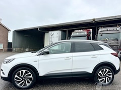 Opel Grandland X - 1.2 Turbo 131pk aut Innovation - 360cam - keyless - nav - line + side assist - stoelkoelin