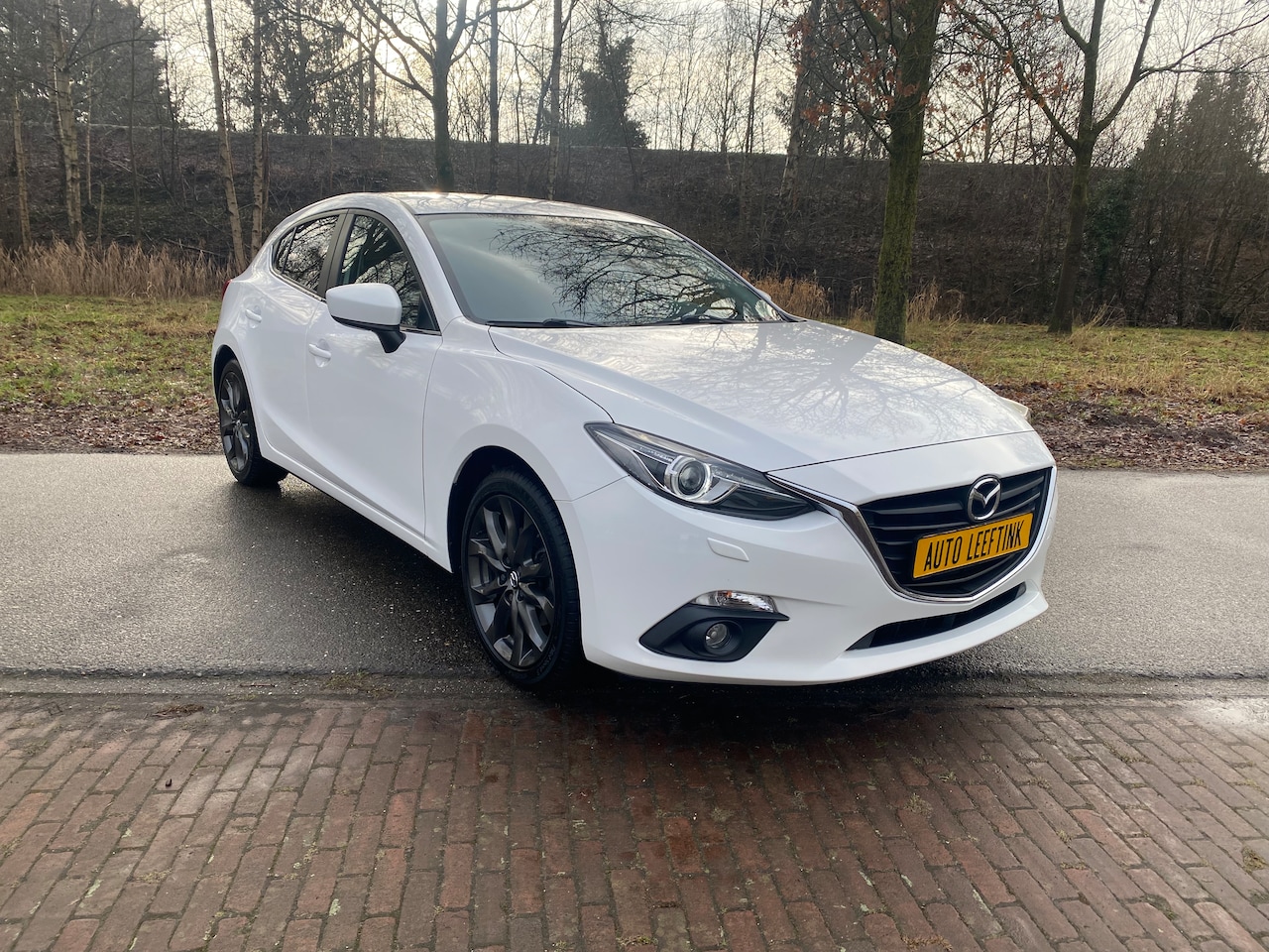 Mazda 3 - 2.0 GT-M . - AutoWereld.nl
