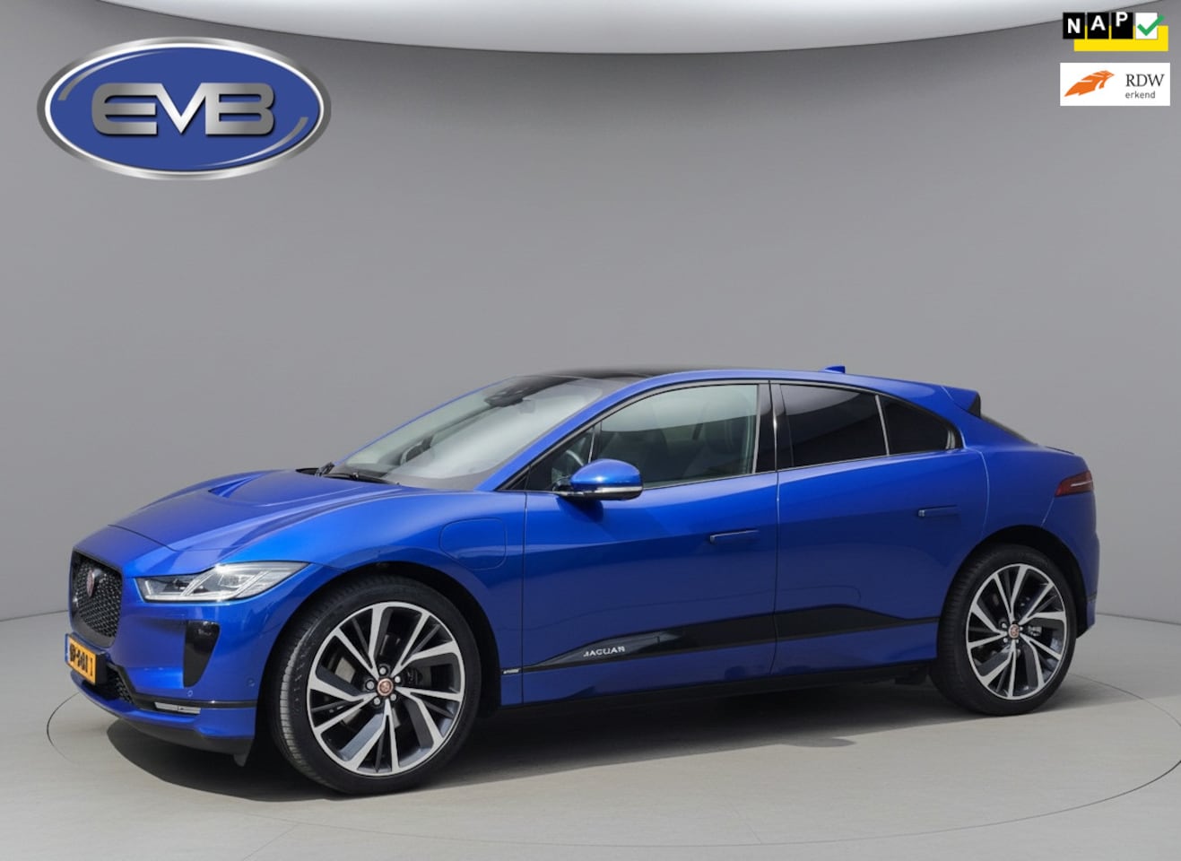 Jaguar I-PACE - EV400 pk First Edition 90 kWh, VOL OPTIES, panoramadak, 22 inch, dealer onderhouden, NL au - AutoWereld.nl