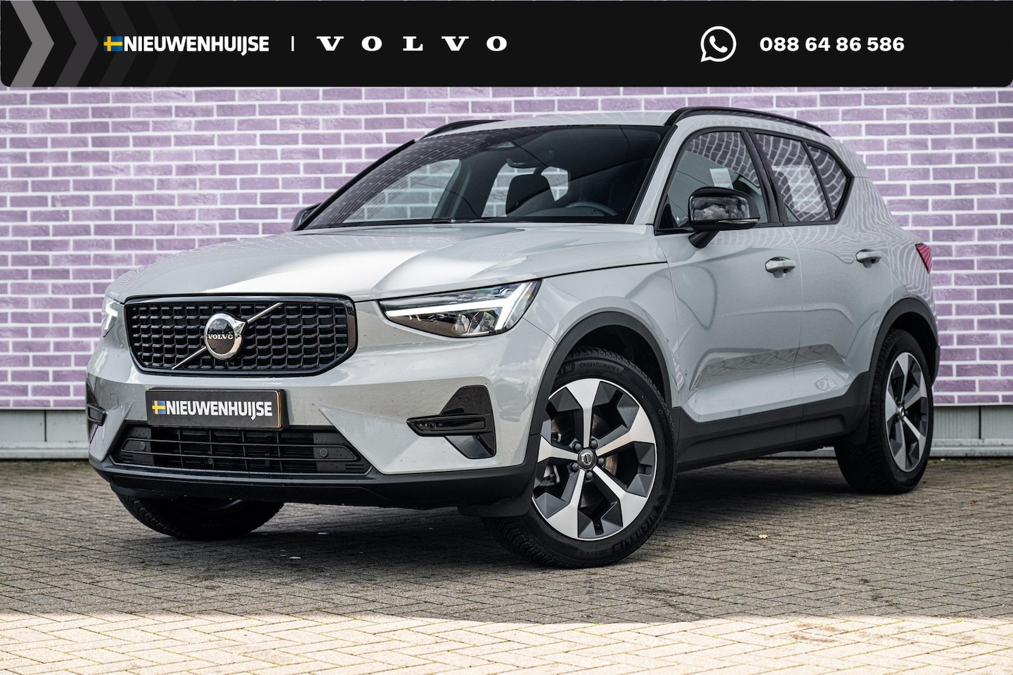 Volvo XC40 - 2.0 B4 Plus Dark | Trekhaak | Stoel- en stuurverwarming | Navigatie | Apple Carplay / Andr - AutoWereld.nl